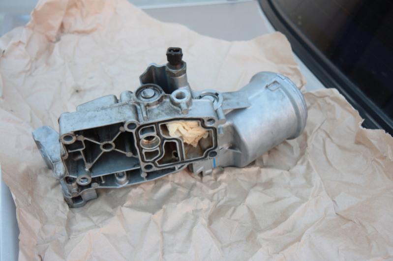 2006 Bmw 325i oil filter location #5