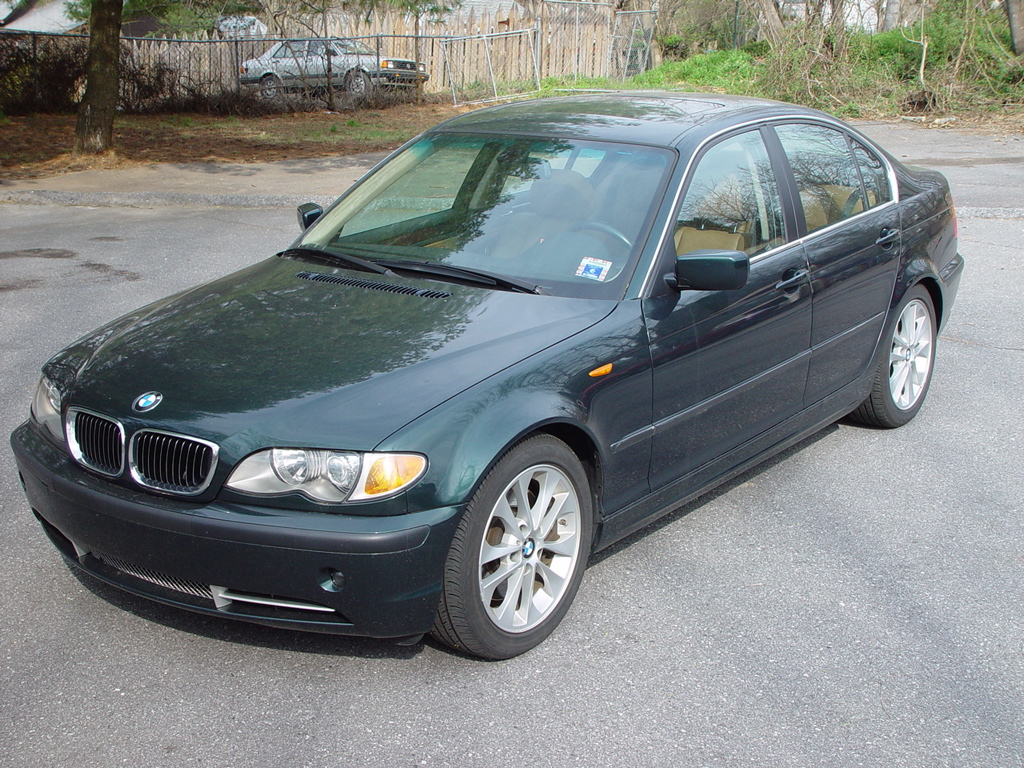 2003 Bmw 325xi vs 330xi #3
