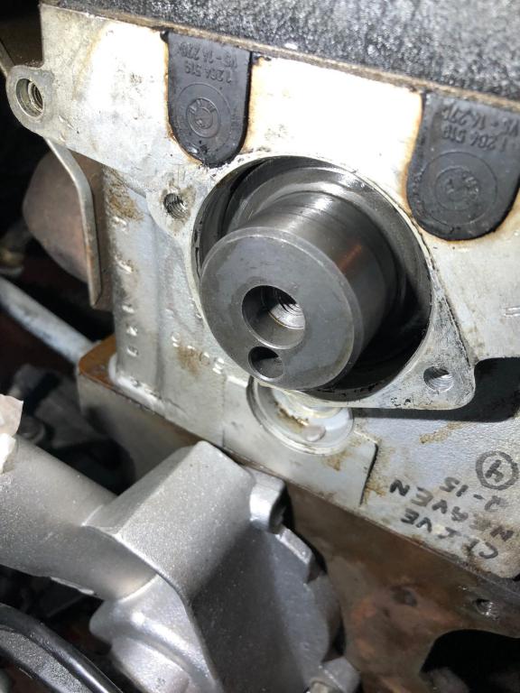 Camshaft seal flange holes stripped R3VLimited Forums