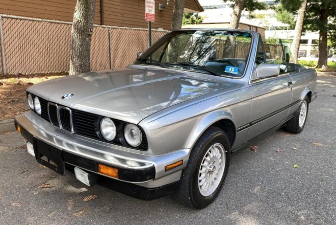 Click image for larger version

Name:	1989_bmw_325i_1632348016a82db9FB71C88-500C-4CA9-9028-8483FBDE4A9D.jpeg
Views:	211
Size:	64.8 KB
ID:	10032092