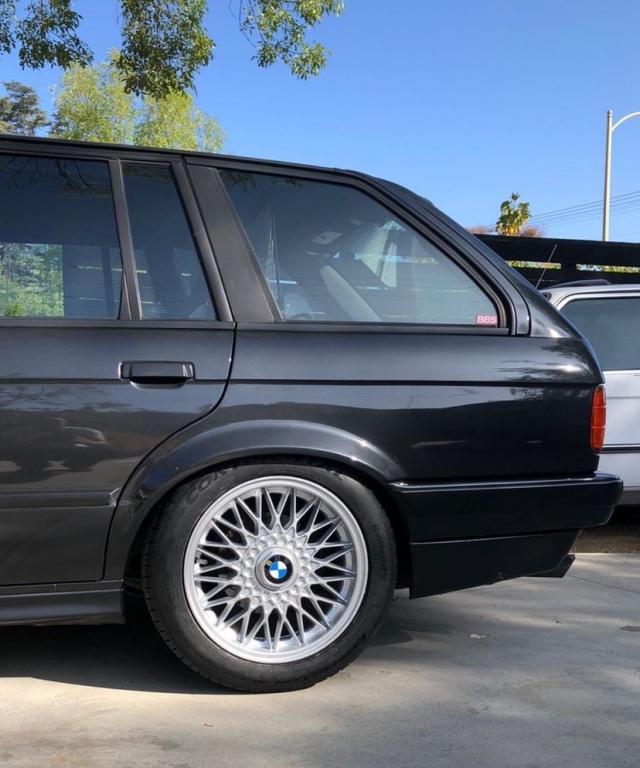 Click image for larger version

Name:	Maxilite 16x7 E30 Touring Rear.jpg
Views:	3938
Size:	63.1 KB
ID:	10056385