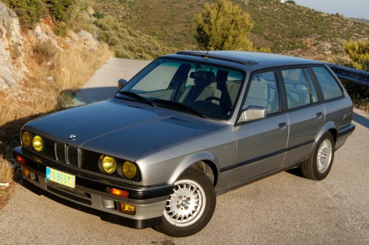 Click image for larger version  Name:	1989_bmw_318i_touring_1611272231fccca001_DSC8448-2.jpg Views:	0 Size:	65.0 KB ID:	9971125