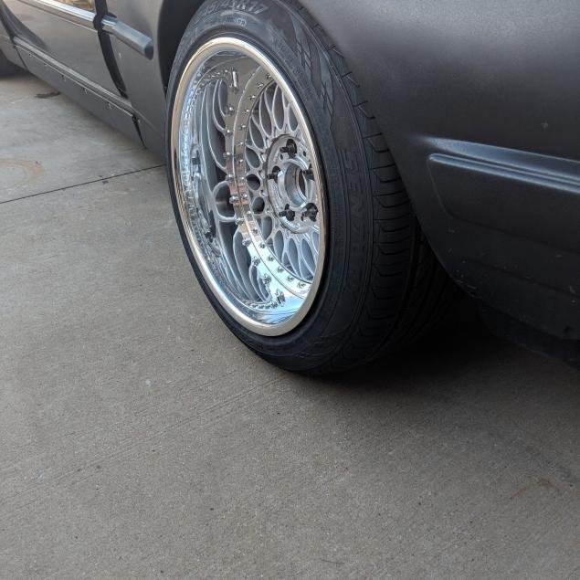 Click image for larger version

Name:	wheels.jpg
Views:	196
Size:	57.0 KB
ID:	9978068