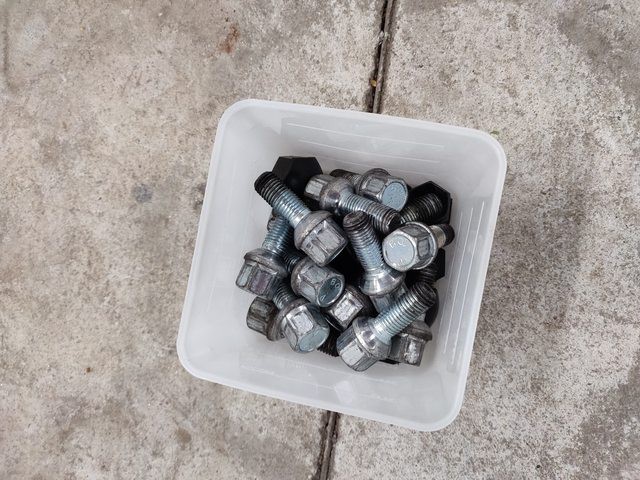 Click image for larger version

Name:	m6YJ9XLl.jpg
Views:	763
Size:	104.7 KB
ID:	9921869