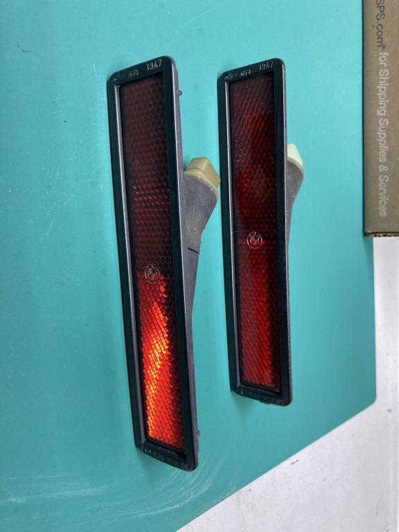 Click image for larger version

Name:	rear reflectors.JPG
Views:	585
Size:	44.7 KB
ID:	10019800