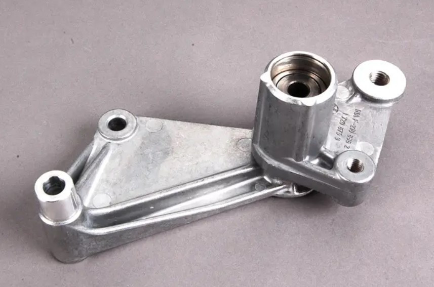 Click image for larger version  Name:	Base Plate Front .jpg Views:	0 Size:	93.6 KB ID:	10058444