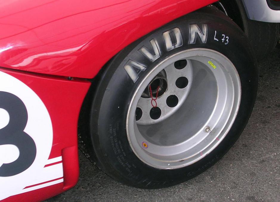 Click image for larger version

Name:	Alfa Tipo 33.jpg
Views:	1016
Size:	74.3 KB
ID:	9910229