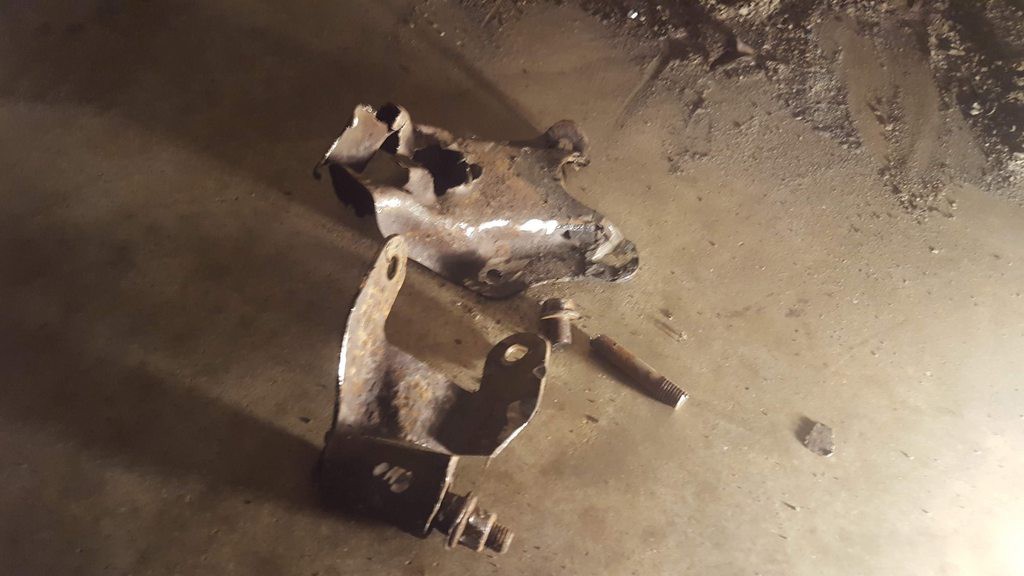 Click image for larger version

Name:	v5ByUGEh.jpg
Views:	233
Size:	97.3 KB
ID:	9968861