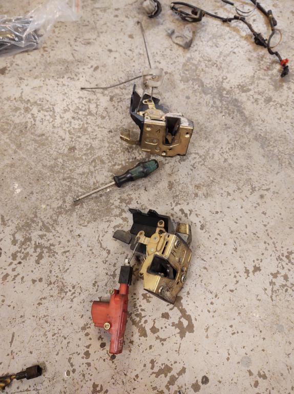 Click image for larger version

Name:	122042417_3337797239664566_1279431417833635371_n.jpg
Views:	255
Size:	85.3 KB
ID:	9956877