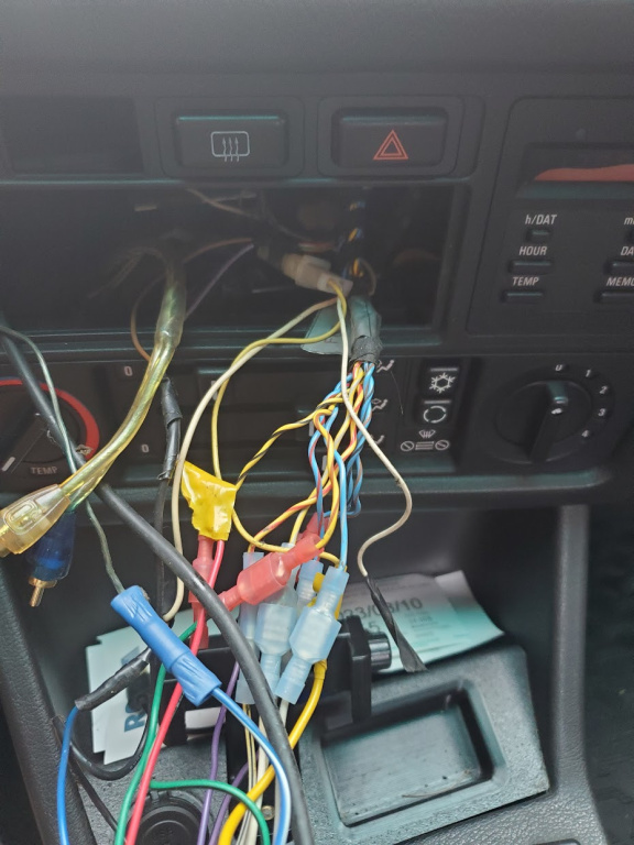 Click image for larger version

Name:	e30 Stereo wire.jpg
Views:	173
Size:	159.1 KB
ID:	10101684