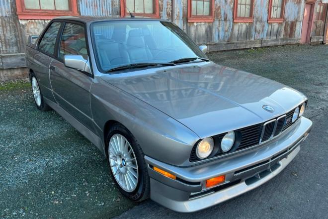Click image for larger version

Name:	1988_bmw_m3_8-5-72452.jpg
Views:	711
Size:	58.2 KB
ID:	10048871
