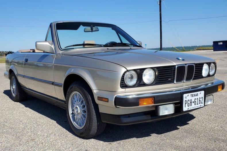 Click image for larger version

Name:	1988_bmw_325i_1636140809d3ae3d9120211105_120605.jpg
Views:	911
Size:	64.8 KB
ID:	10036430