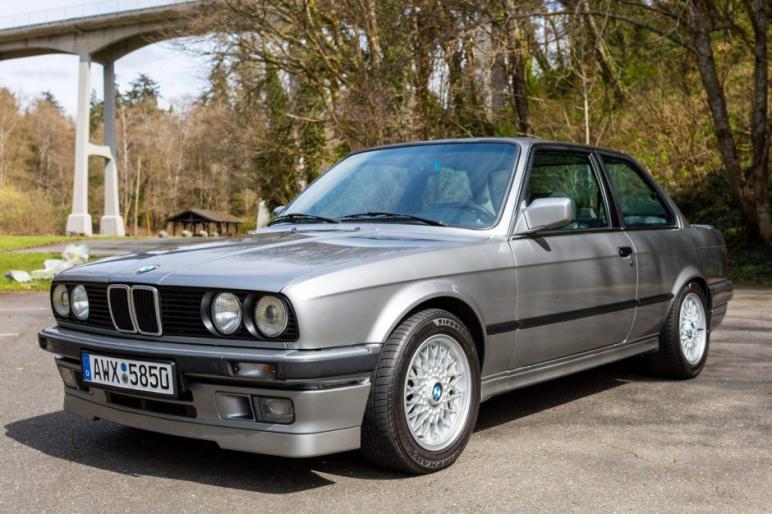 Click image for larger version

Name:	1988_bmw_325is_161758658966e7dff9f98764da1988_bmw_325is_161758658998764daf24bb1cc-5d58-4fae-afd2-51f291aee6c9-N4q5sm-scaled-e1617655800629.jpg
Views:	746
Size:	74.1 KB
ID:	9982315