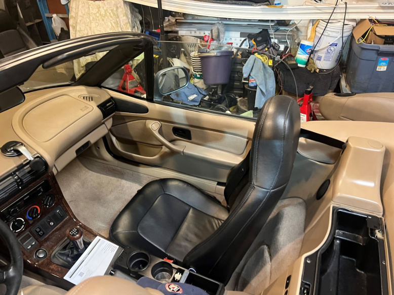 Click image for larger version

Name:	black_passenger_seat_in_2_683a170cd6212a6f7f5641a89056c954806b460e.jpg
Views:	938
Size:	222.4 KB
ID:	10106280