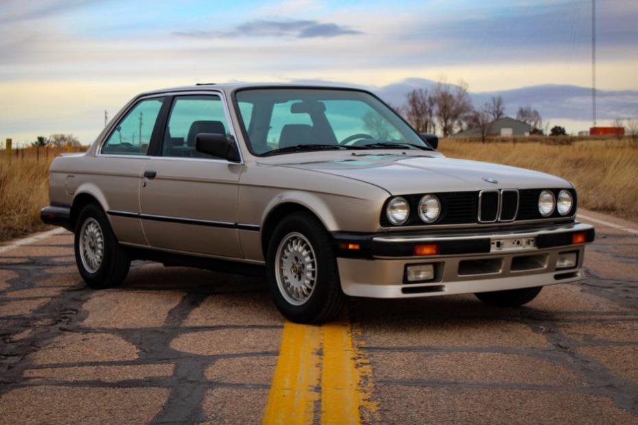 Click image for larger version

Name:	1986_bmw_325es.jpg
Views:	1001
Size:	69.7 KB
ID:	9905256