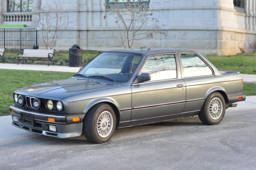 Click image for larger version

Name:	1987_bmw_325is.jpg
Views:	735
Size:	72.0 KB
ID:	9874355