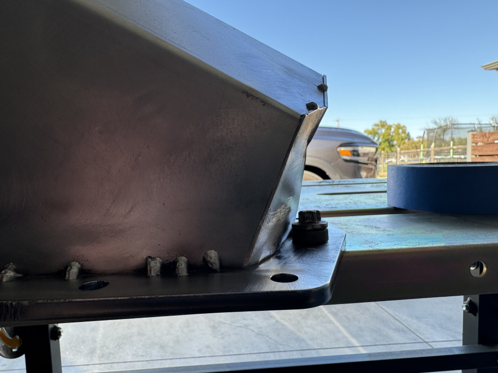 Click image for larger version

Name:	opp-side-of-wing-bolt.jpg
Views:	371
Size:	214.2 KB
ID:	10107296