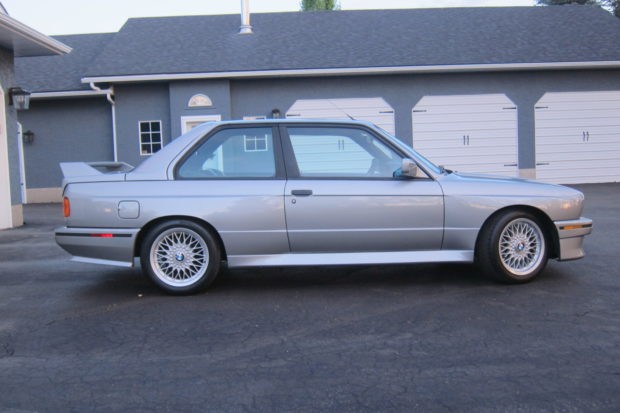 Click image for larger version  Name:	1988_bmw_m3_156463234666e7dff9f98764daIMG_5333-620x413.jpg Views:	0 Size:	51.8 KB ID:	9862151