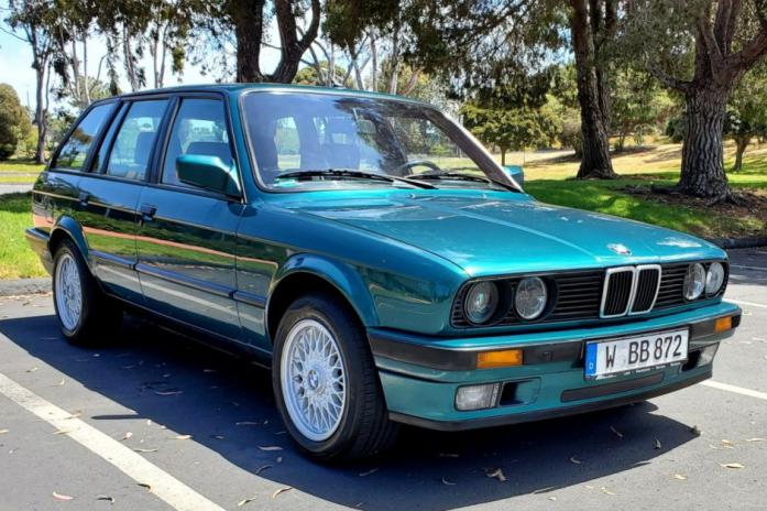 Click image for larger version

Name:	1993_bmw_316_1591990135e8f93aad47a19e2a1993-316-7.jpg
Views:	640
Size:	71.3 KB
ID:	9932208
