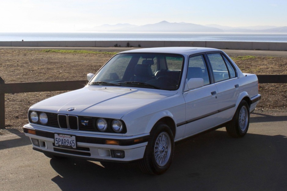 Click image for larger version

Name:	1991_bmw_318i_161245933602b712652352609E-94DA-43A0-974D-AEC6D628E572.jpeg
Views:	780
Size:	113.5 KB
ID:	9972796