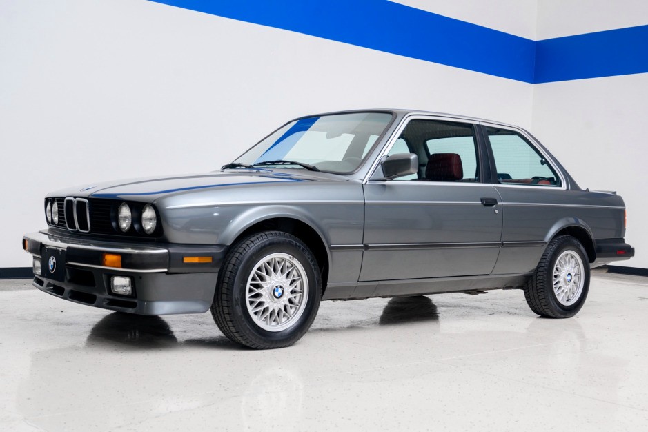 Click image for larger version

Name:	1987_bmw_325is_16118543726d8330399e24dDSC_9143.jpg
Views:	833
Size:	97.8 KB
ID:	9974986