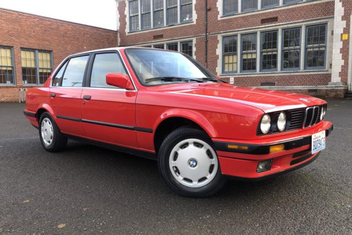 Click image for larger version

Name:	1991_bmw_318i_16137535787bc948261468a4e81IMG_8668.jpg
Views:	911
Size:	63.1 KB
ID:	9976147