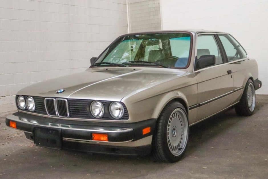 Click image for larger version

Name:	1984_bmw_325e_1610657117cbe5375d66792IMG_2740-2.jpg
Views:	997
Size:	109.0 KB
ID:	9970563