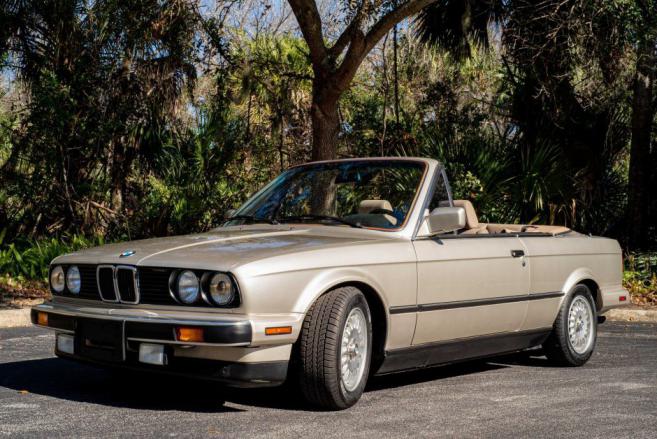 Click image for larger version

Name:	1989_bmw_325ic_1610023892850b619d0BMWi325_-A-Cali-Collective-Project-1910-scaled.jpg
Views:	883
Size:	68.9 KB
ID:	9968356