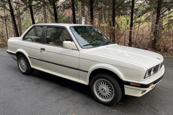 Click image for larger version

Name:	1988_bmw_325ix_1611267619336500520a357c0749IMG_0279.jpeg
Views:	892
Size:	65.2 KB
ID:	9971183