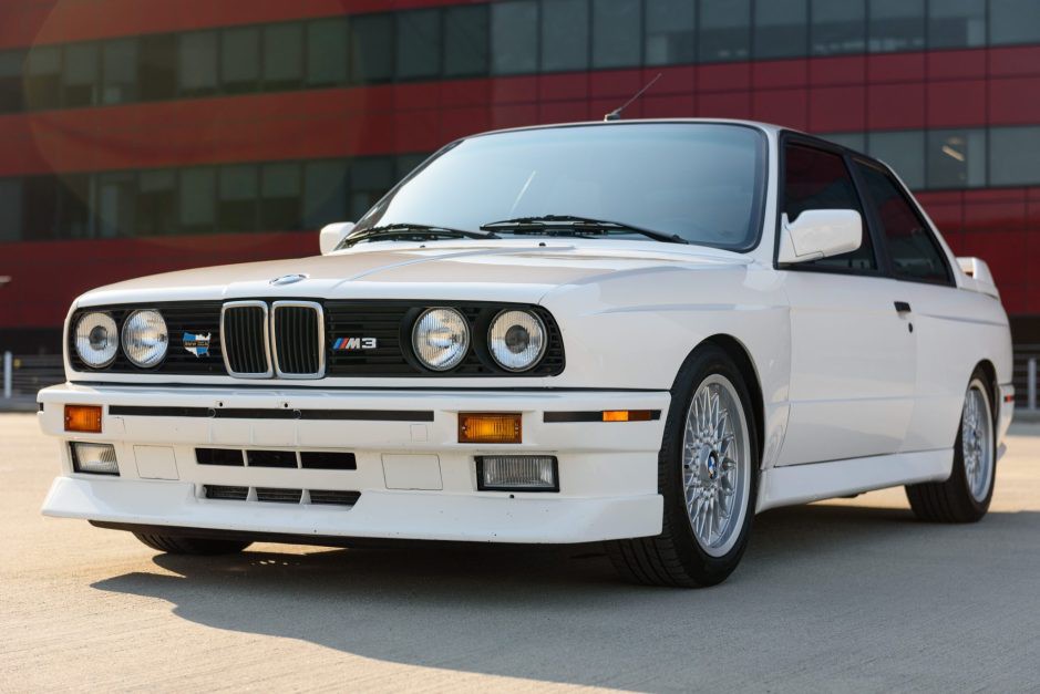 Click image for larger version  Name:	1989_bmw_m3_1597826934cfcd21989_bmw_m3_15978269335d565ef66e7dffb1004bef-51ec-42e2-aeb7-7064fc5ef995-4pe5W4-scaled.jpg Views:	0 Size:	99.2 KB ID:	9954905