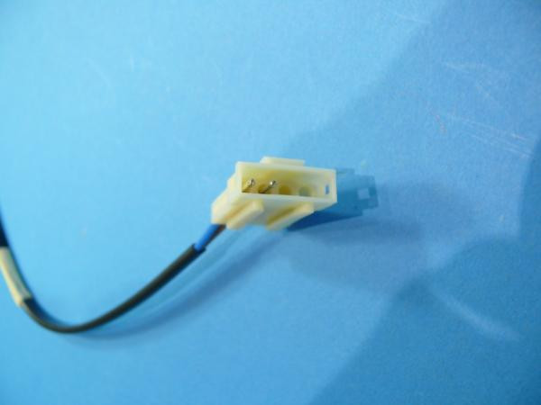 Click image for larger version

Name:	seat plug.jpg
Views:	70
Size:	27.9 KB
ID:	10111439