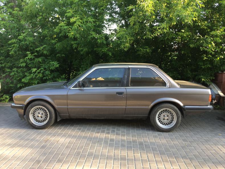 Click image for larger version  Name:	xfTzIuu7bGI.jpg Views:	0 Size:	100.9 KB ID:	9893995