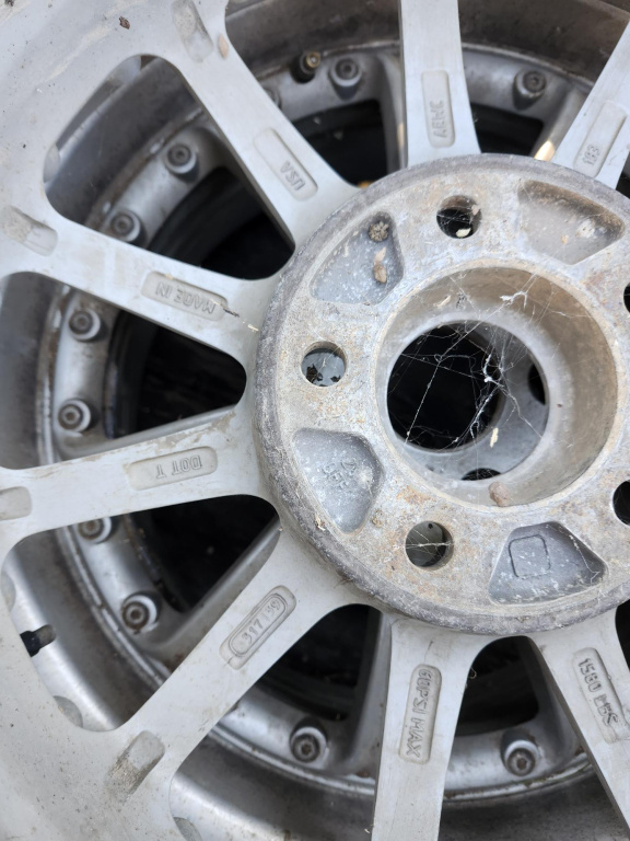 Click image for larger version

Name:	wheel2.jpg
Views:	99
Size:	181.8 KB
ID:	10117727