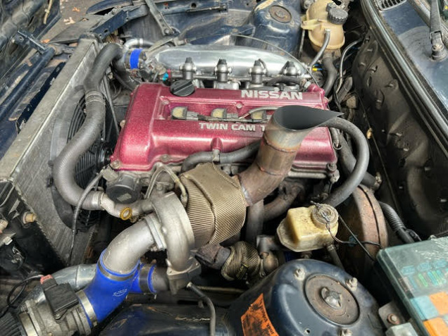 Click image for larger version  Name:	engine_bay.jpg Views:	0 Size:	170.7 KB ID:	10127752
