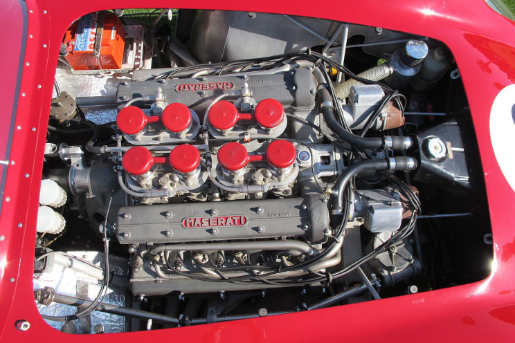 Click image for larger version

Name:	Maserati_V8.jpg
Views:	110
Size:	209.8 KB
ID:	10131504