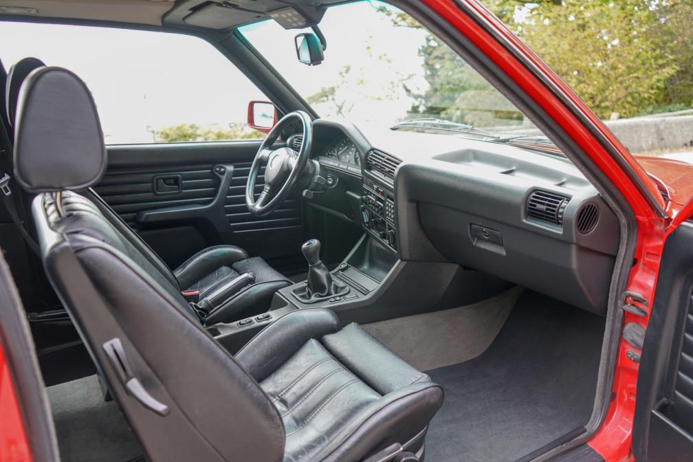 Click image for larger version  Name:	interior.jpeg Views:	0 Size:	89.0 KB ID:	9896651
