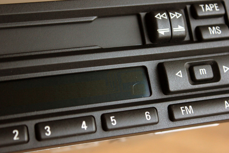Click image for larger version

Name:	BMW E30 M3 S52 Reverse RDS Bluetooth radio 5.jpg
Views:	106
Size:	240.6 KB
ID:	10131706