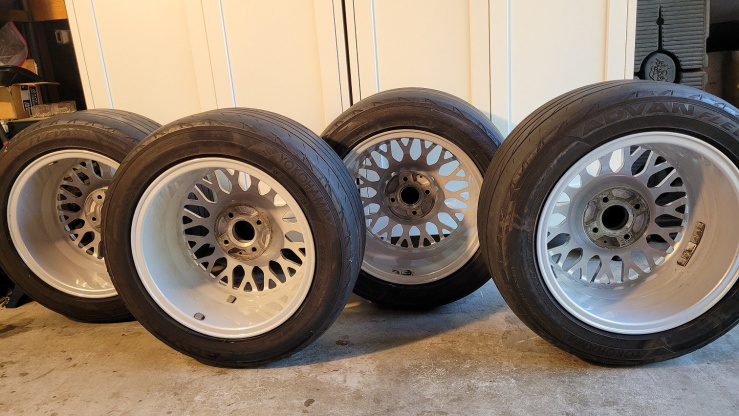 Click image for larger version

Name:	Ronal backs.jpg
Views:	0
Size:	163.0 KB
ID:	10152725