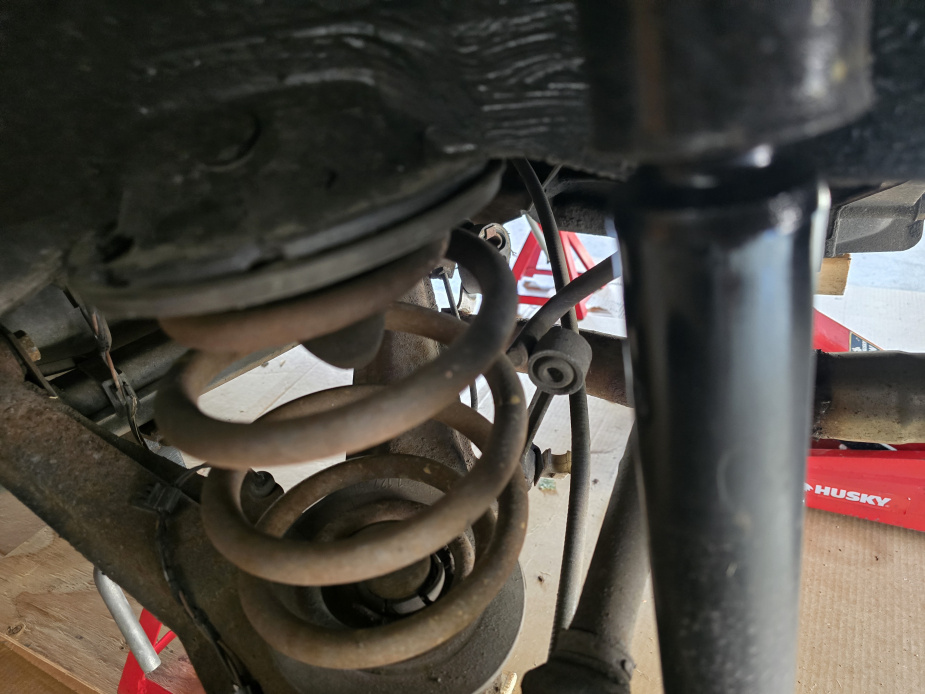 Click image for larger version  Name:	bluetooth swaybar.jpg Views:	0 Size:	201.0 KB ID:	10162787