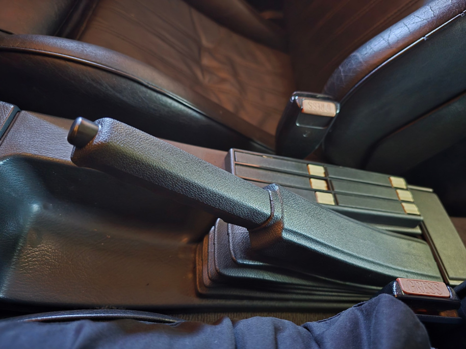 Click image for larger version  Name:	new ebrake boot and lever.jpg Views:	0 Size:	213.3 KB ID:	10162791